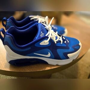Mens Nike Air Max 200s Sz 10